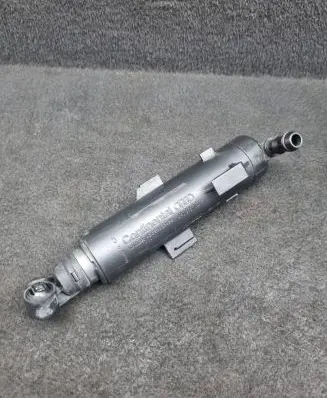 Audi A8 S8 D4 4H Headlight washer spray nozzle 4H0955102 4H0955102A