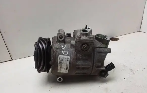 Volkswagen Golf V Air conditioning (A/C) compressor (pump) 1K0820859F U4571 001149304770