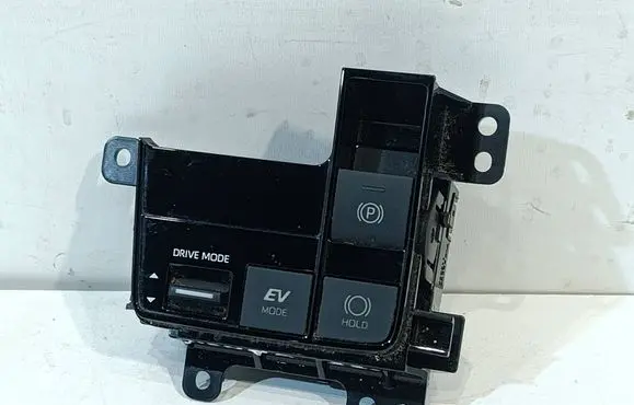 Toyota Sienna XL40 IV Other switches/knobs/shifts 75P311
