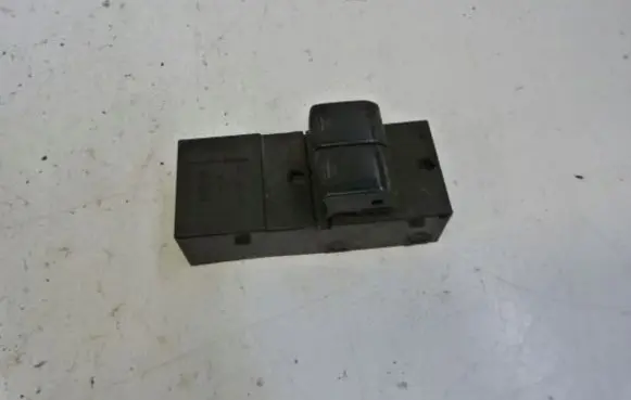 Nissan Micra Electric window control switch
