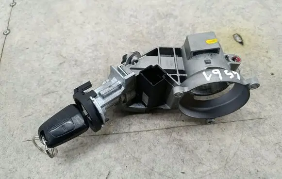 Opel Corsa D Ignition lock 56155DDELPHI