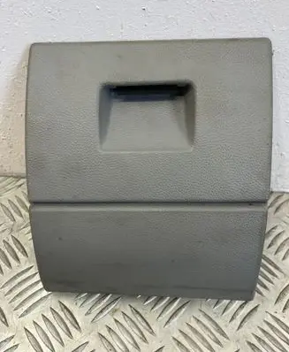 BMW 3 E90 E91 Front trunk storage compartment 7132865