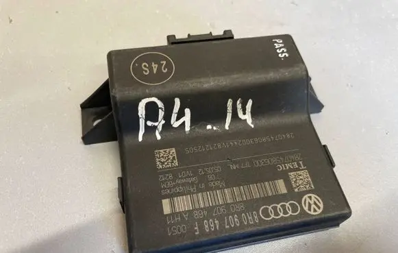 Audi A4 S4 B8 8K Other control units/modules 8R0907468F