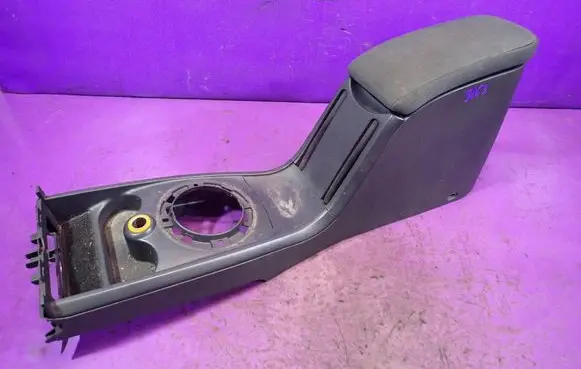 Renault Megane II Armrest 