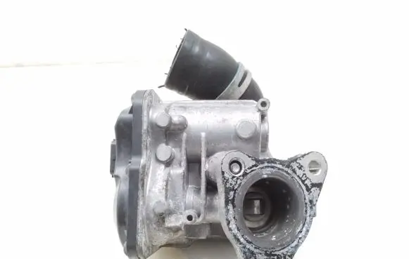 Nissan Qashqai EGR valve 147104647R