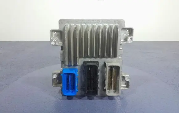 Opel Astra J Engine control unit/module ECU 12647241