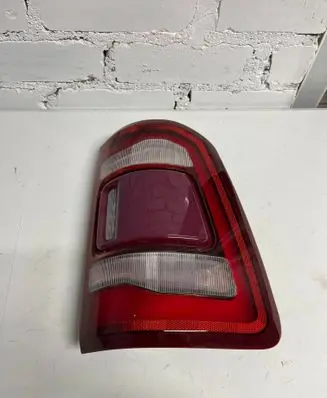 Dodge RAM Rear/tail lights 86432230322001 20230322