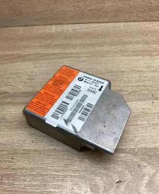 BMW 5 E39 Airbag control unit/module 8372521