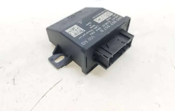 Volkswagen PASSAT CC Light module LCM 6R0907357B 503950810200