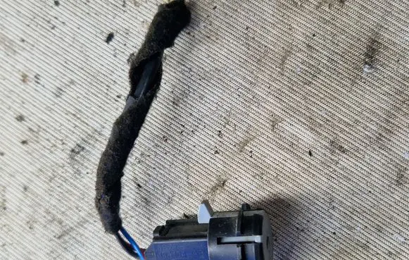 Ford Galaxy AUX in-socket connector 19A164AB