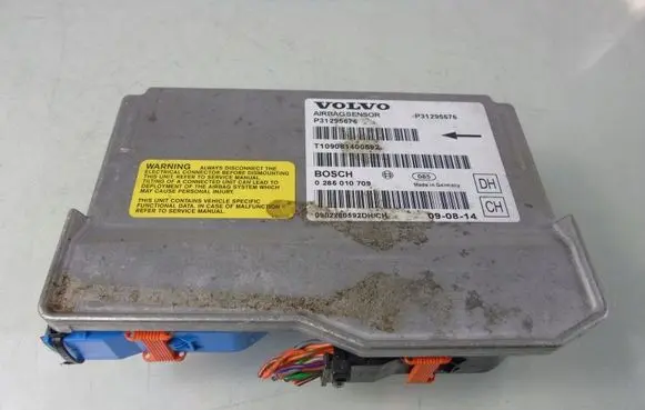 Volvo V70 Airbag control unit/module 31295676