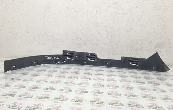 Seat Toledo II (1M) Rear bumper mounting bracket 1M5807394E