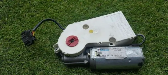 Audi A6 S6 C5 4B Sunroof motor/actuator 4B0959591A