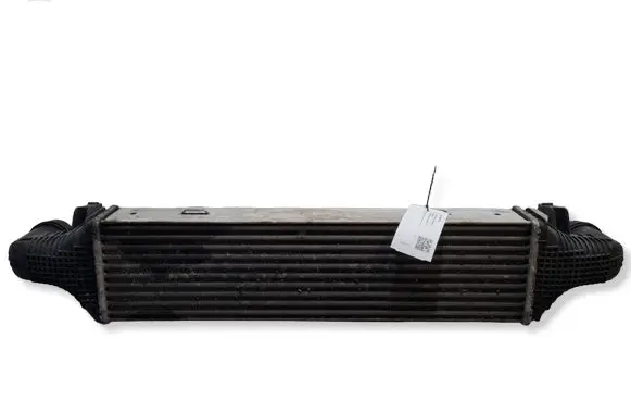 Mercedes-Benz C W204 Intercooler radiator A2045000200 11T34903 6770176F