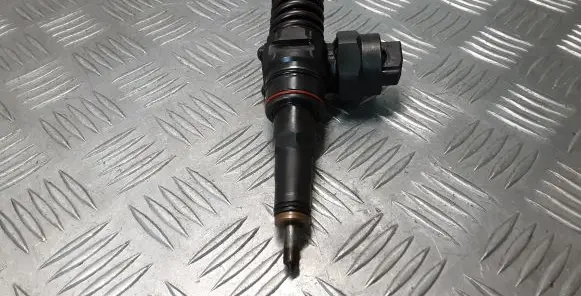 Ford Galaxy Fuel injector 038130073AC 0414720029