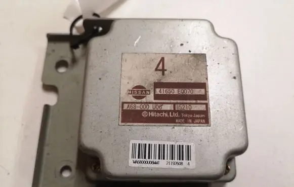 Nissan X-Trail T30 Torque split ecu control unit/module 41650EQ070 A68000U06 5210