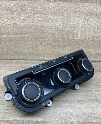 Volkswagen PASSAT B7 Climate control unit 7N0907426AM 5HB00975170