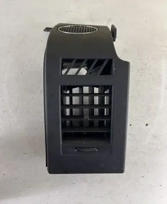 Dodge Nitro Dashboard side air vent grill/cover trim 1613673XDV 1613673XD