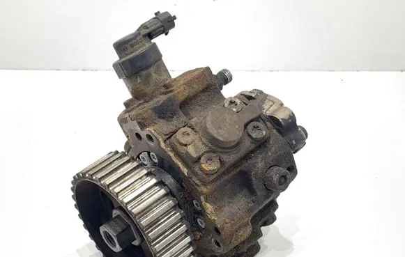 Peugeot Partner Fuel injection high pressure pump 0445010102