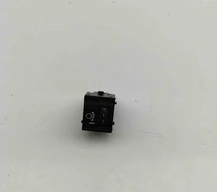 Toyota Yaris Cross Headlight level height control switch 841520D290