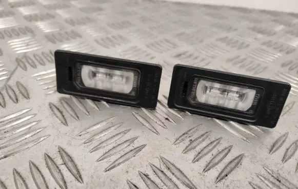 Audi Q5 SQ5 Number plate light 4G0943021