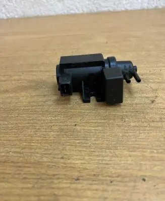 BMW X5 E70 Turbo solenoid valve 779663403 F2957