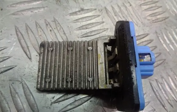 Chevrolet Lacetti Heater blower fan relay 