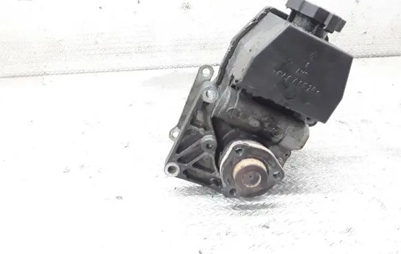 Mercedes-Benz C W202 Power steering pump 0024662201