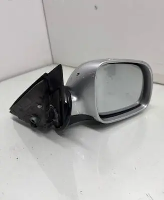 Volkswagen PASSAT B5.5 Front door electric wing mirror 1957934