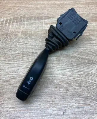 Opel Zafira A Indicator stalk 90560990 13142073