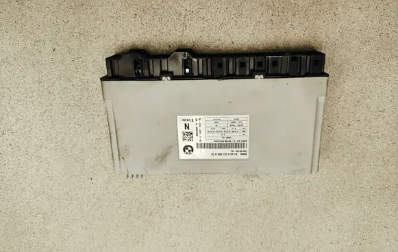 BMW X5 E70 Seat control module 9221863 SGBM1DS