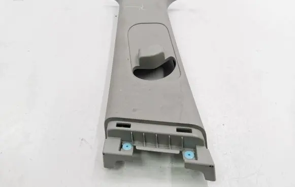 (B) pillar trim (top)