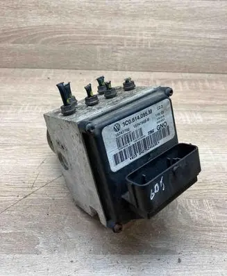 Volkswagen PASSAT B6 ABS Pump 3C0614095M 15747702