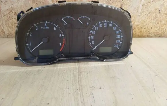 Skoda Octavia Mk1 (1U) Speedometer (instrument cluster) 1U1919034H 110008927005