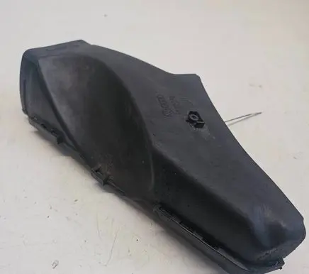 Audi A6 S6 C5 4B Air intake duct part 078129617E
