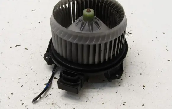 Toyota Yaris Heater fan/blower 094906