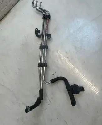 Skoda Octavia Mk2 (1Z) Fuel line pipe 321