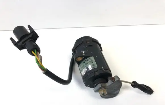 Volkswagen PASSAT B5 Accelerator pedal position sensor 0205001024 028907475A 443721759C