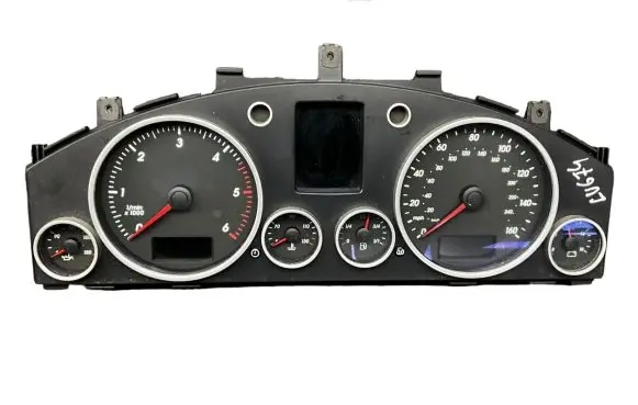 Volkswagen Touareg I Speedometer (instrument cluster) 0263654510 7L6920970K