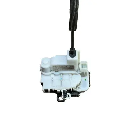 Fiat 500 Front door lock 51827416