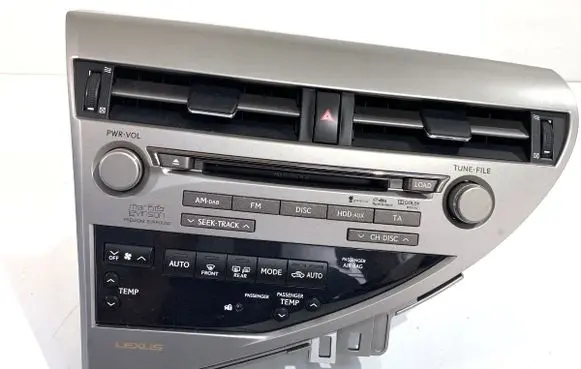 Lexus RX III Radio/CD/DVD/GPS head unit 8612048J00