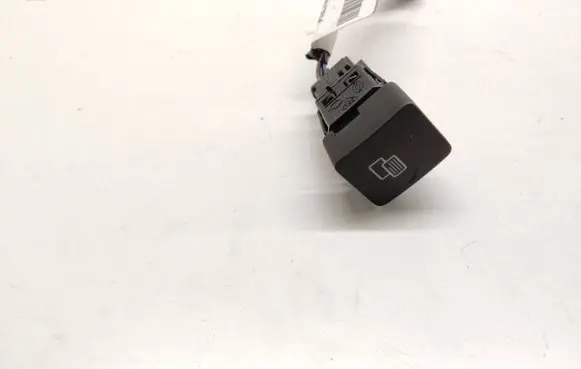 Mercedes-Benz Citan W415 Windscreen/window heater switch 283959782R 10093960 20200417