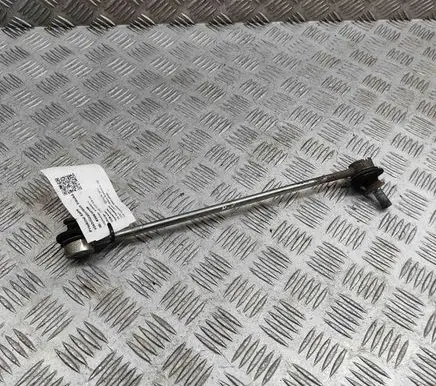 Toyota bZ4X Front anti-roll bar/stabilizer link 4882042050