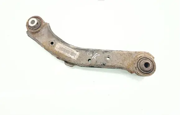 Rear control arm