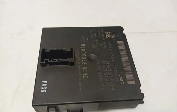 Mercedes-Benz S W221 Gateway control module A2215407045 A2214480927 A2215405445