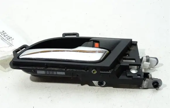 Honda CR-V Rear door interior handle