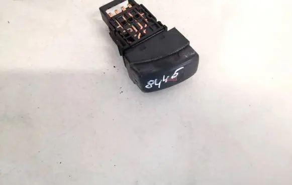Subaru Legacy Hazard light switch niles06016