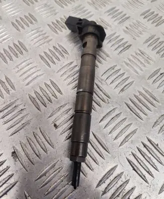 Audi A6 S6 C6 4F Fuel injector 059130277AC