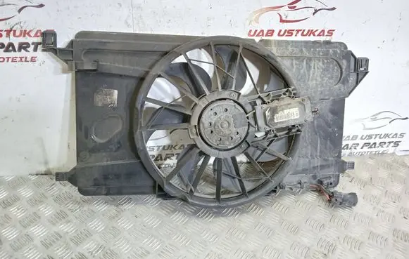 Volvo V50 Electric radiator cooling fan 