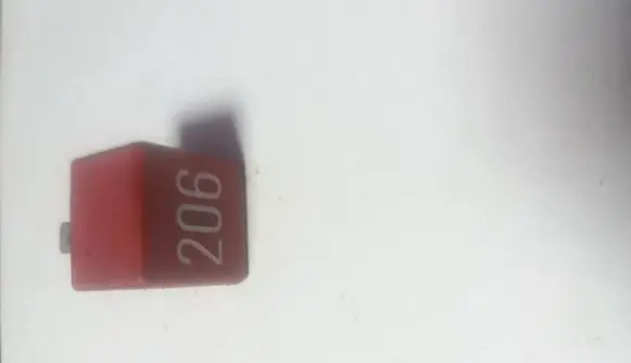 Volkswagen PASSAT B5 Other relay 431951253F